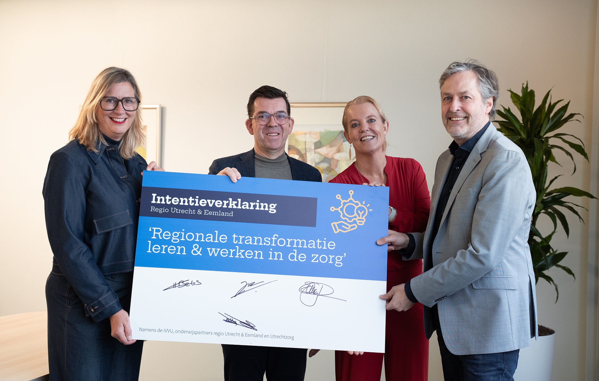 Ouderenzorgorganisaties tekenen intentieverklaring: ‘Transformatie leren & werken in de zorg’